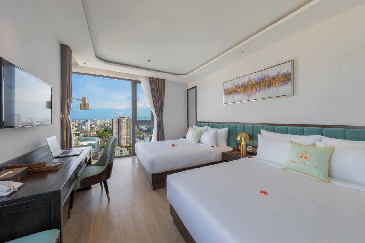 Cordial Grand Hotel Da Nang Beach - Infinity Rooftop Pool Zewnętrze zdjęcie
