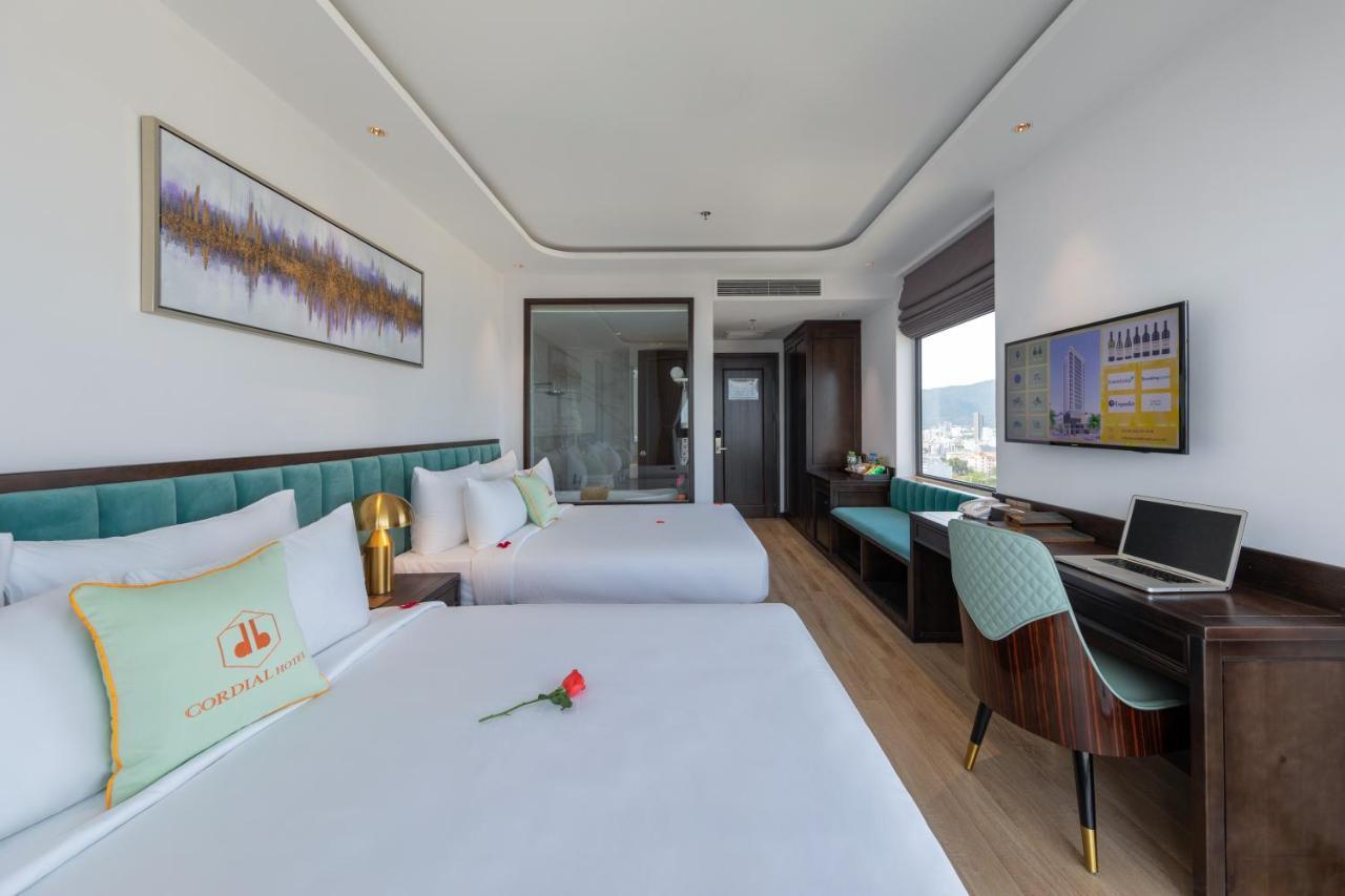Cordial Grand Hotel Da Nang Beach - Infinity Rooftop Pool Zewnętrze zdjęcie
