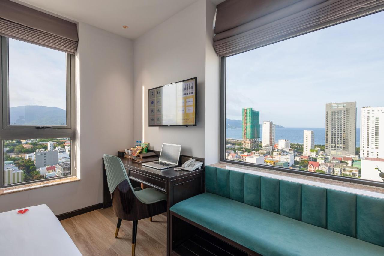 Cordial Grand Hotel Da Nang Beach - Infinity Rooftop Pool Zewnętrze zdjęcie