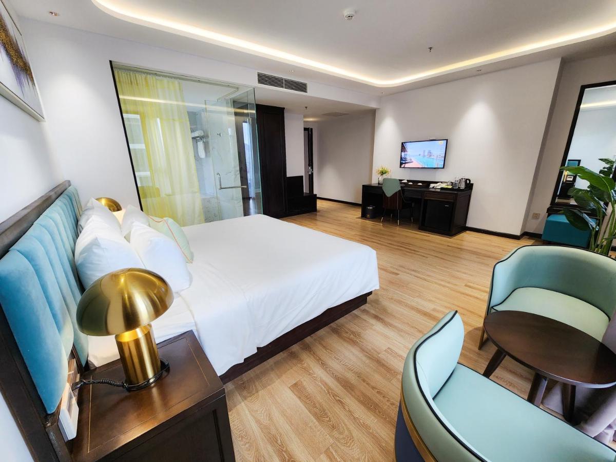 Cordial Grand Hotel Da Nang Beach - Infinity Rooftop Pool Zewnętrze zdjęcie